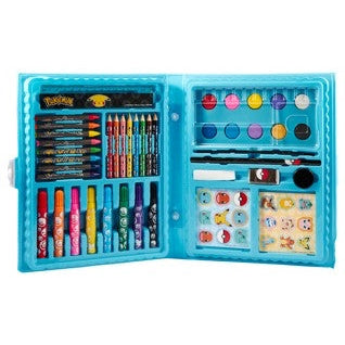 Et farverigt Pokémon-inspireret Art Case med 52 dele.