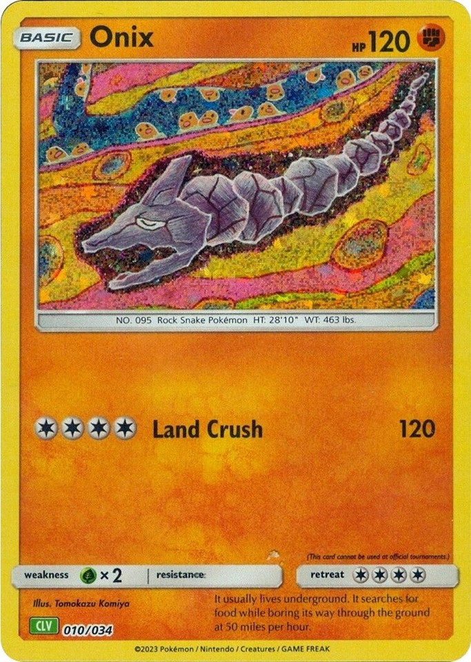 Holografisk Pokémon TCG-kort af Onix 010/034 fra Classic Collection Venusaur Deck, med retroillustration af Onix som en stor klippeslange i kampklar positur mod en stenet baggrund.